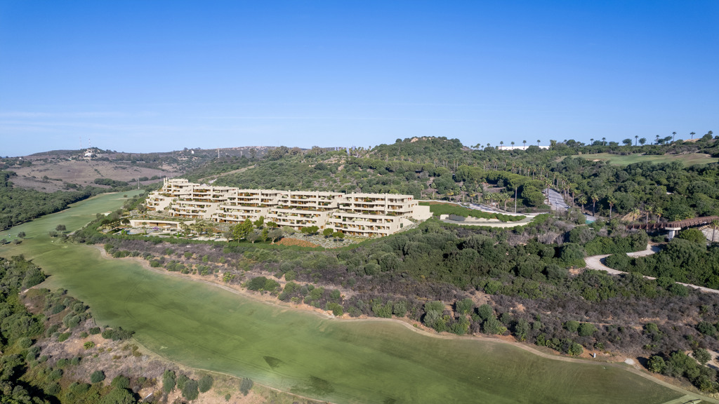 House in La Alcaidesa - Image 2