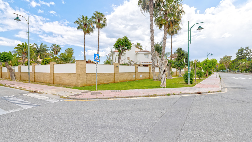 House in Malaga - Image 3