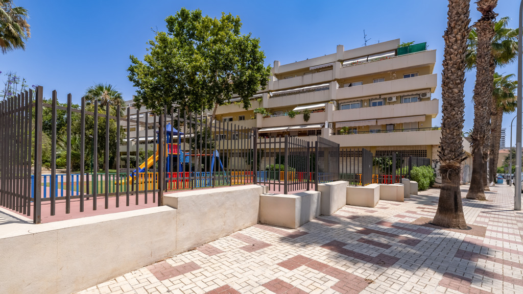 House in Malaga - Image 5