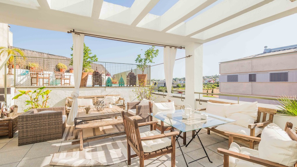 House in Castilleja de Guzman - view 1